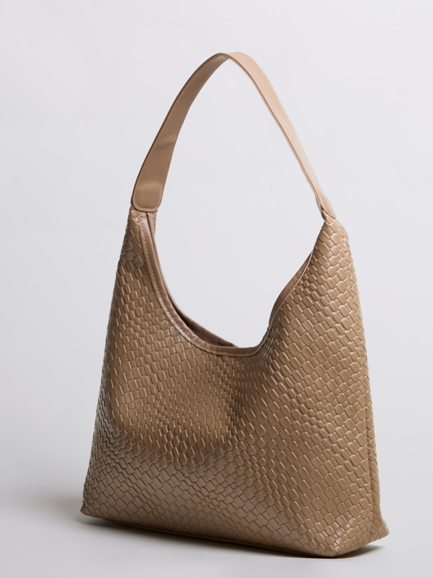 Chic Constance Shoulder Bag